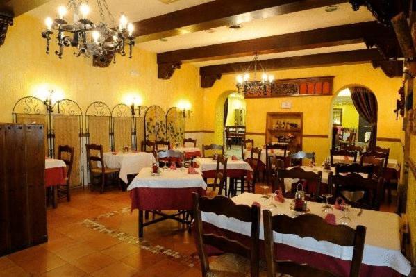 Hotel El Oasis Carchel Exterior foto